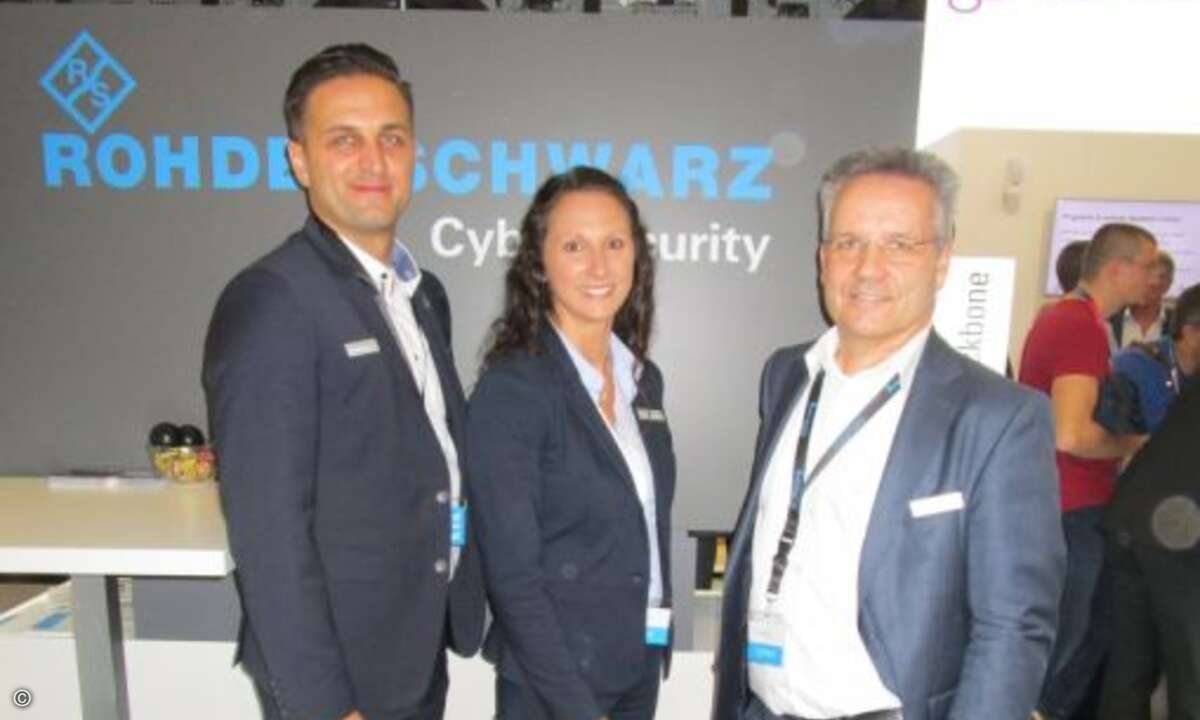 Özkan Topal, Antje Hartmann und Hagen Renner von Rohde & Schwarz Cybersecurity (Foto: CRN)