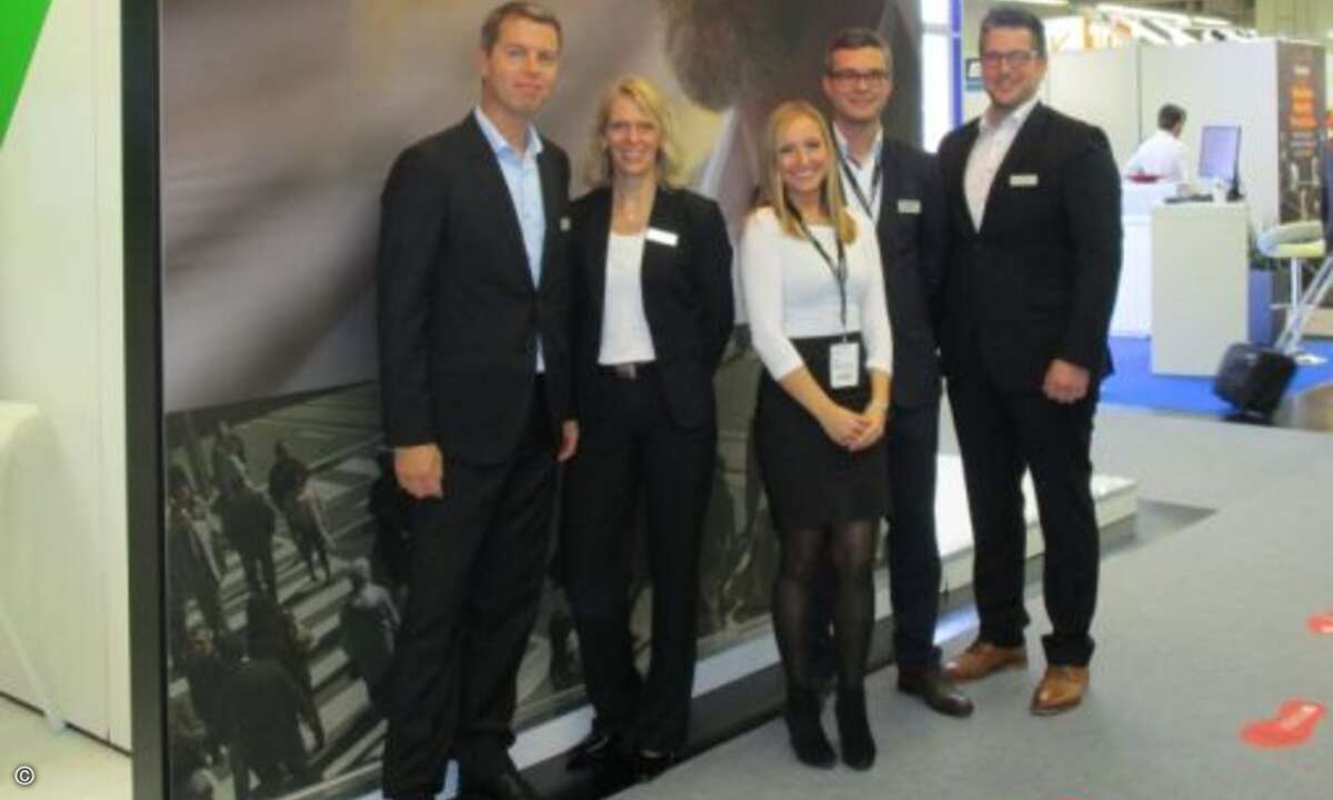 Das Forcepoint-Team Renold Gehrke, Patricia Buchholz, Jürgen Schreiner und Frank Limberger mit Malina Colombo (CRN, Mi.) (Foto: CRN)