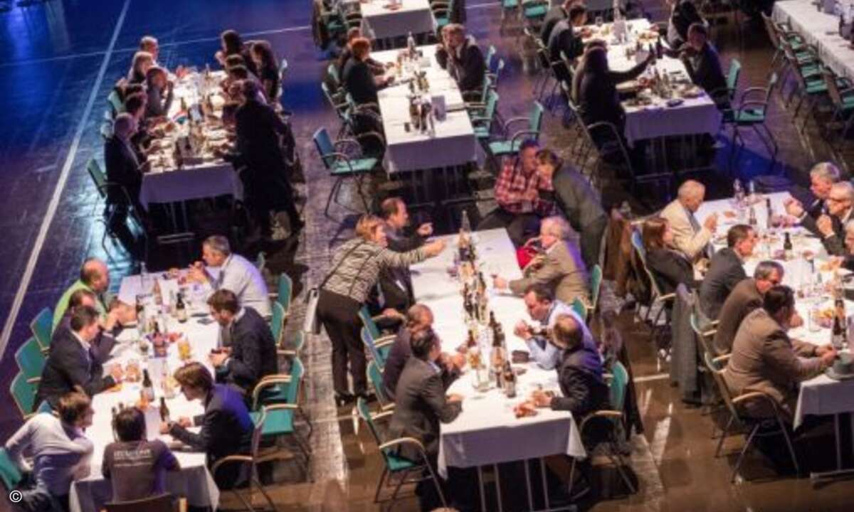 … sicher auch am Essen und der stetigen Getränkeversorgung lag … (Foto: NürnbergMesse / Thomas Geiger)