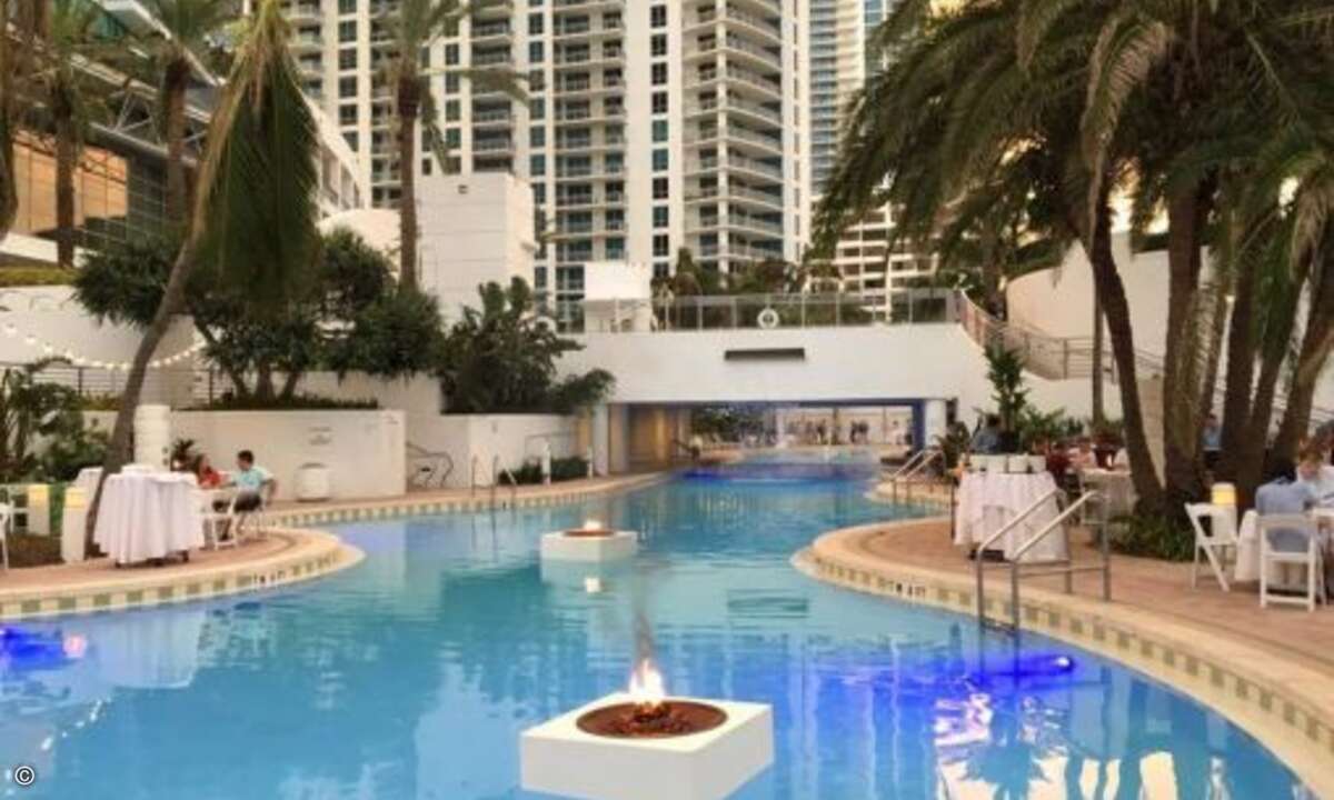Wozu Pool, wenn man nebenan ein Meer hat (Foto: Autotask)