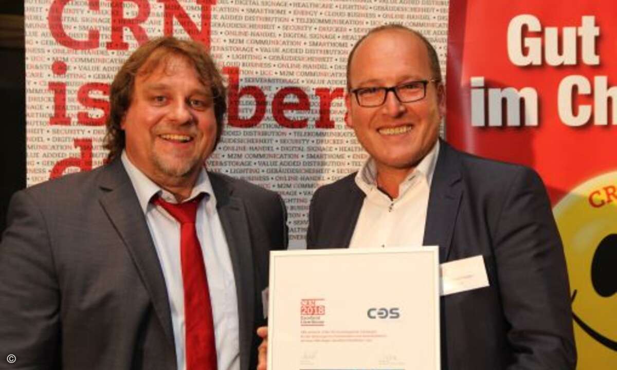 COS Computer GmbH
Im Gruppen-internen Wettstreit um die besten Händlerbewertungen rangiert Distributor COS zwar weiterhin hinter der Muttergesellschaft Api, kann aber mit einer nochmaligen Leistungssteigerung diesmal die Gesamtnote 2,25 einholen und