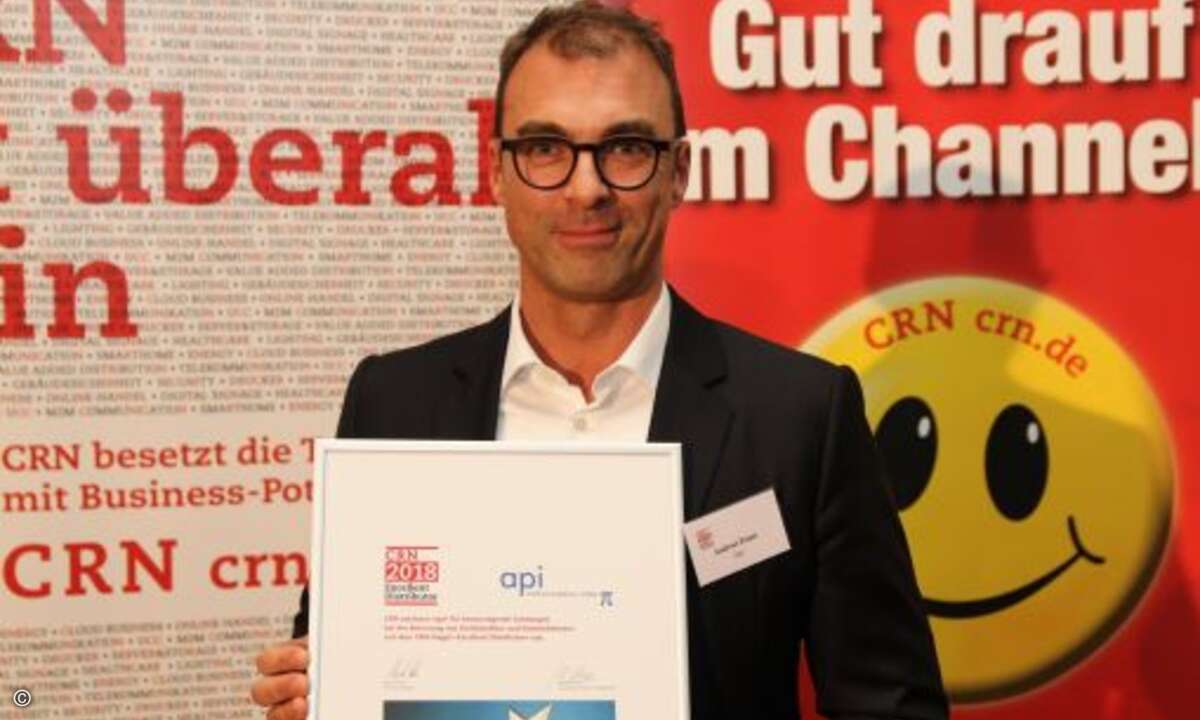 API Computerhandels GmbH
Der Aachener Distributor Api kann seine Platzierung aus dem Vorjahr in der vorderen Reihe der Vollsortimenter auch in diesem Jahr wieder erreichen, obgleich die Gesamtnote mit 2,24 unter dem Vorjahreswert liegt. In vielen Be
