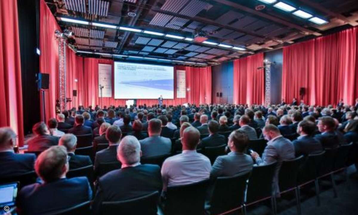 Volles Haus bei den Keynotes von Gästen und Partnern (Foto: Software AG)