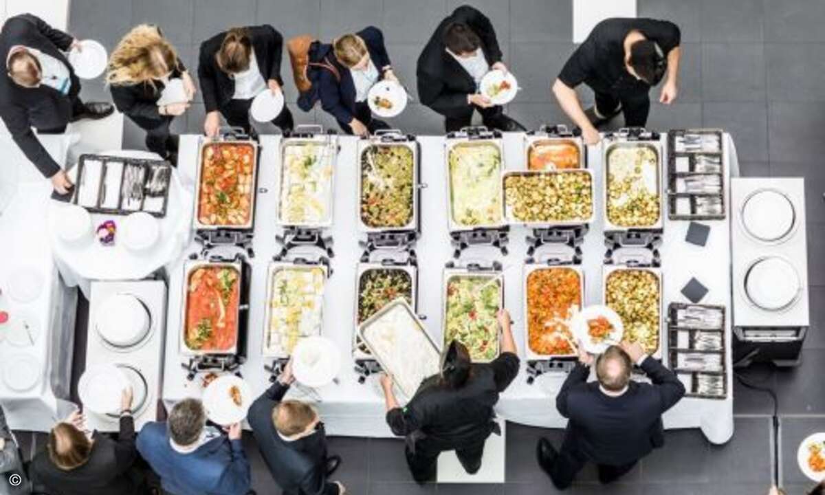 Im reichhaltigen Buffet war für jeden Geschmack etwas dabei (Foto: Software AG)