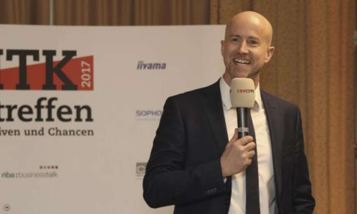 Matthäus Hose (WEKA FACHMEDIEN) und... (Foto: CRN)
