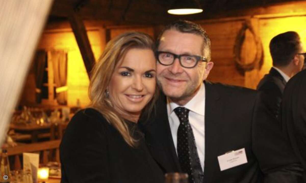 Carolin Schlüter (CRN) zusammen mit Frank Bösser (Gigabyte) (Foto: CRN)