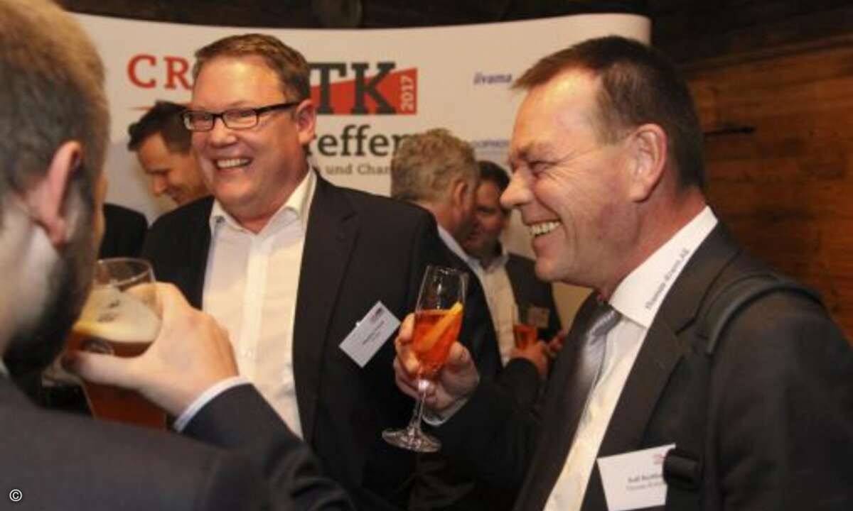 Ausgelassene Stimmung bei Matthias Schach von Brother und Ralf Burckhardt (Thomas-Krenn AG) (Foto: CRN)