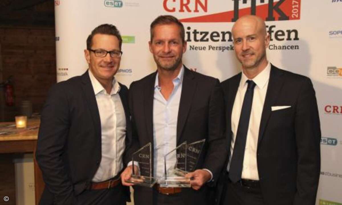 Heiko Lühr von Fujitsu kann gleich drei Auszeichnungen für den Hersteller mit nach Hause nehmen... (Foto: CRN)