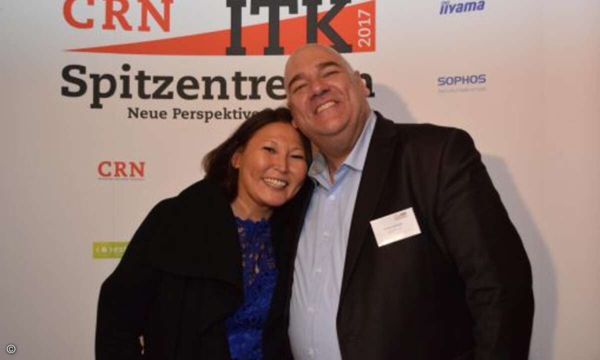 Miriam Franke (SanDisk / WD) und Oliver Gorges (cop software + services) (Foto: CRN)
