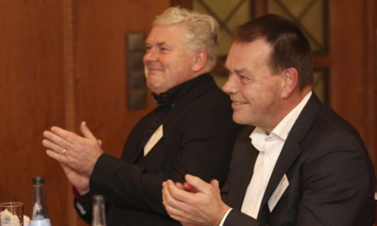 ...fundiert zu erörtern und gleichzeitig mit viel Witz und Charme zu unterfüttern (Foto: CRN)