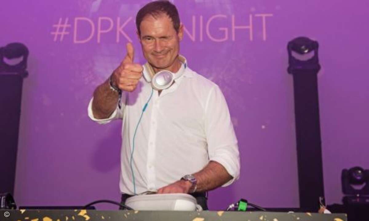 Zu vorgerückter Stunde sorgte Gregor Bieler als DJ dafür, dass die Stimmung nicht abflaute (Foto: Microsoft)