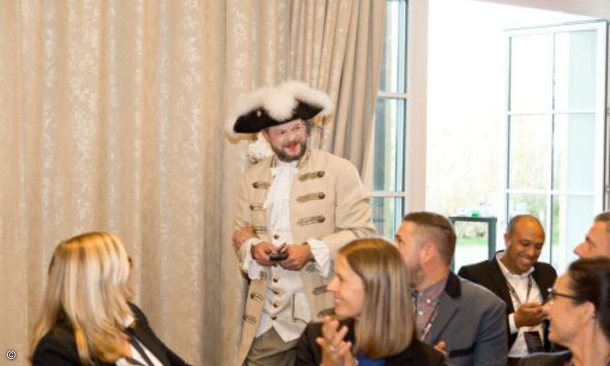 Rock me Amadeaus - Gregor Knipper als Mozart... (Bild: Jabra)