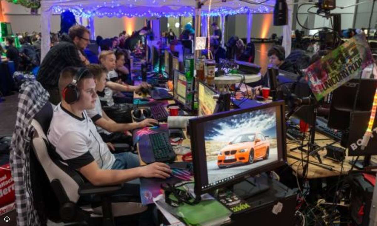 LAN-Sponsor Asus steuerte Sachpreise im Wert von 20.000 Euro bei, die in zahlreichen LAN-Turnieren ausgespielt wurden (Bild: Leipziger Messe / Tom Schulze)