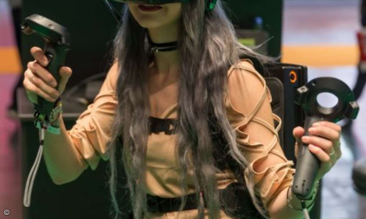Die Besucher konnten innovative Gaming-Technologie, wie VR-Brillen testen (Bild: Leipziger Messe / Tom Schulze)