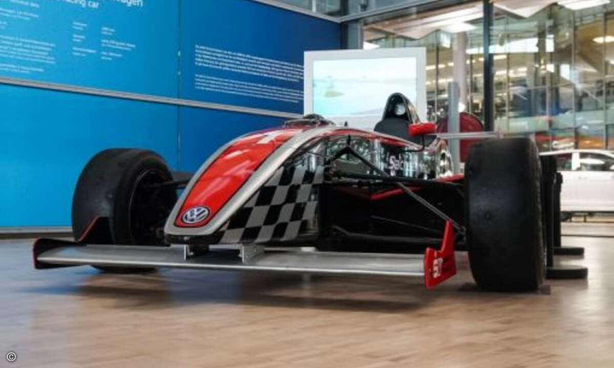Ein Formel-Rennwagen aus der ADAC Formula Masters (Foto: Fujitsu)