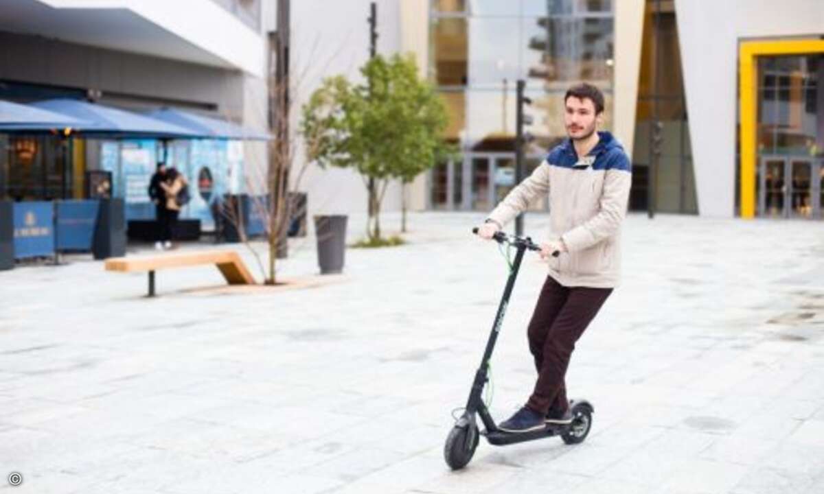 Mehr Aufsehen erregte der Hersteller in Barcelona aber mit seinem Scooter (Bild: Archos)