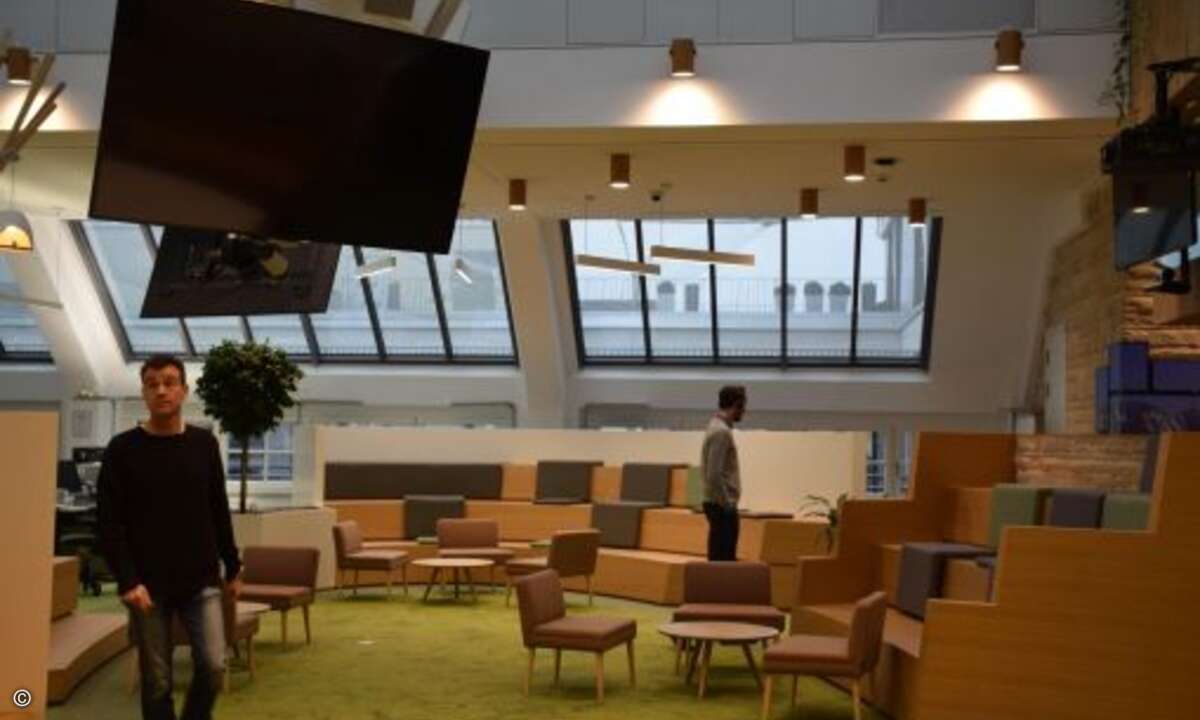 Linkedin CEO Jeff Weiner tritt einmal die Woche in München auf - virtuell per Video-Conferencing versteht sich.