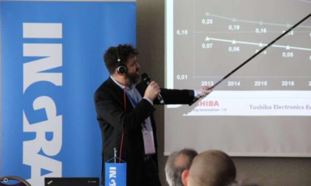 Auf dem Ingram Micro Storage Symposium gaben Speicherexperten wie Rainer Werner Kaese von Toshiba einen Ausblick auf Entwicklungen im Storage-Markt (Foto: Ingram Micro)