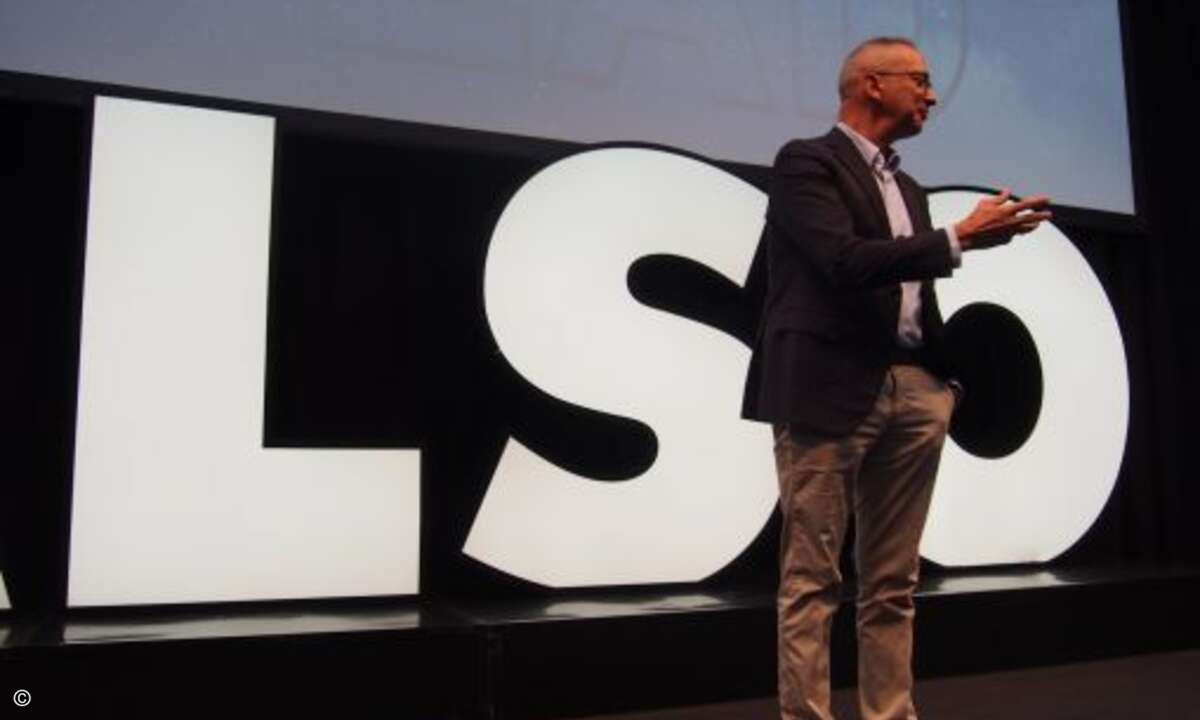Also-CEO Gustavo Möller-Hergt beschreibt in seiner Keynote den Transformationsprozess der Also (Bild: CRN)
