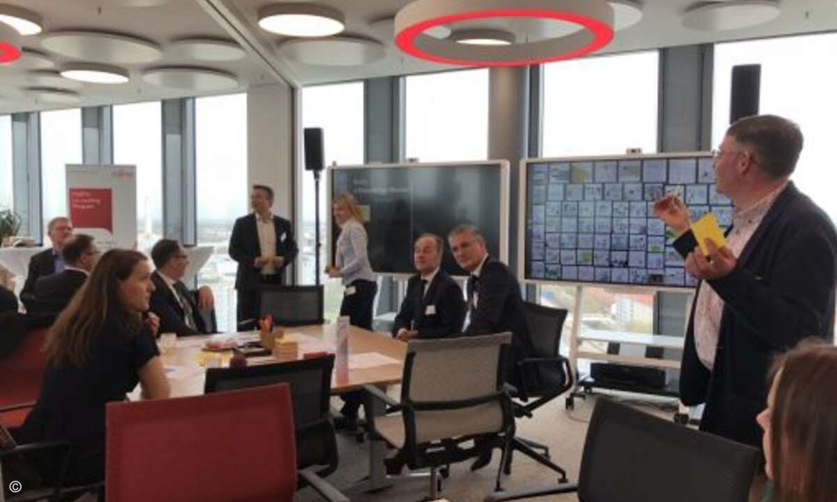 In den Digital Transformation Centers will der Hersteller seine Kunden, aber auch deren Kunden und Partner, bei der Digitalisierung ihrer Businessmodelle unterstützen (Bild: Fujitsu)