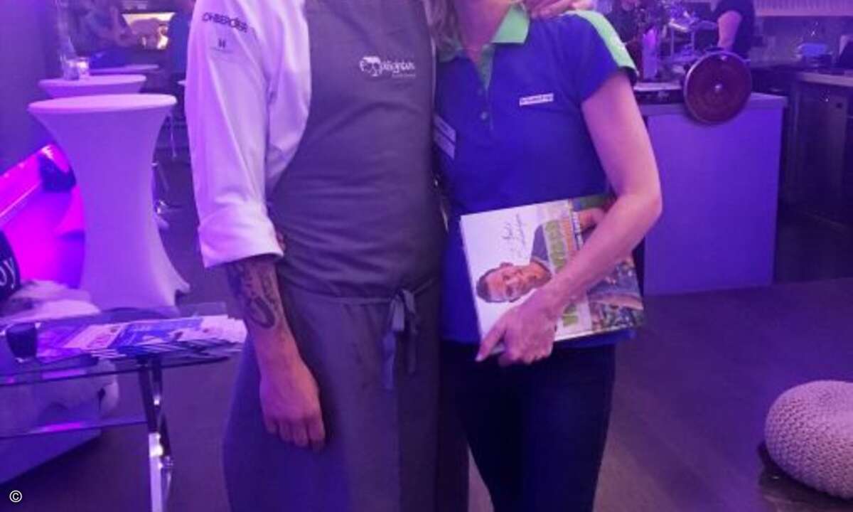 Andi Schweiger mit Amrei Bär (Bluechip) (Bild: CRN)