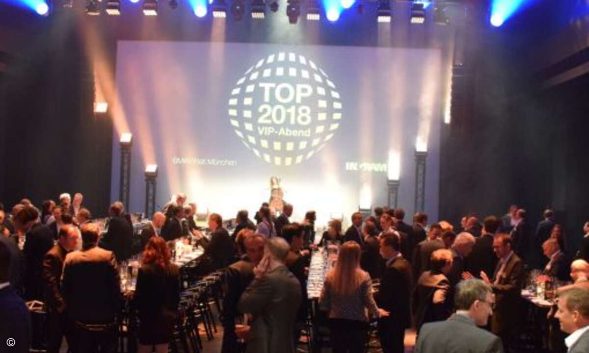 Gefeiert wurde bis spät in die Nacht (Bild: CRN)