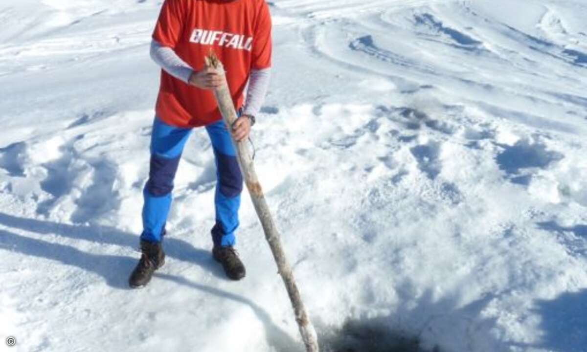 Das Eisloch muss offen gehalten werden (Foto: Buffalo)