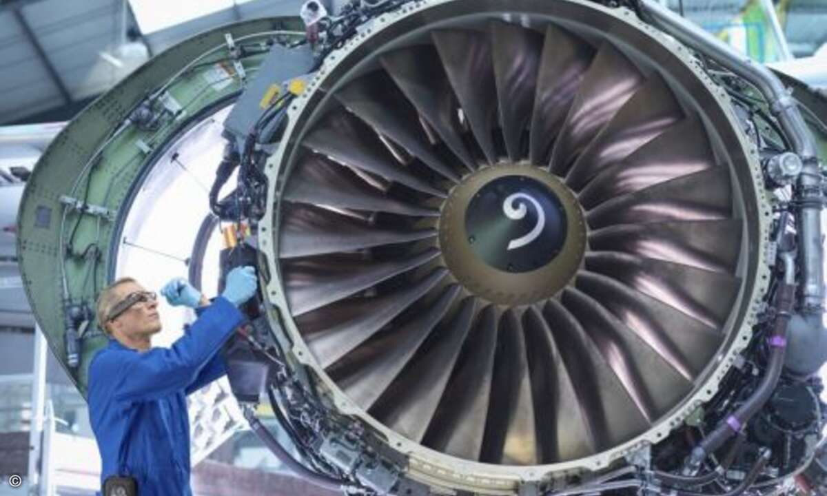 Auch Toshiba erweitert sein PC-Kerngeschäft in Richtung Edge-Computing und AR (Bild: Toshiba)