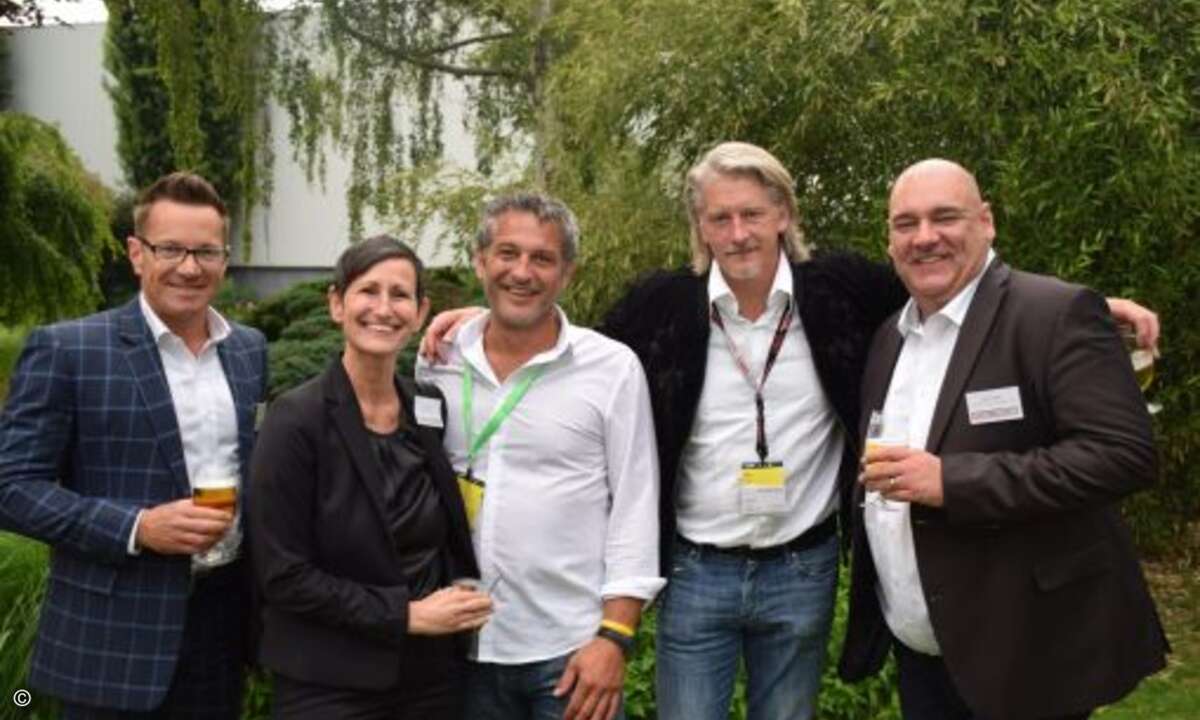 Kommen immer gern zur CRN: Karin Hernik (APC by Schneider Electric), Marc Riemen (Rieberg BF) und Oliver Gorges (cop software) (Foto: CRN)