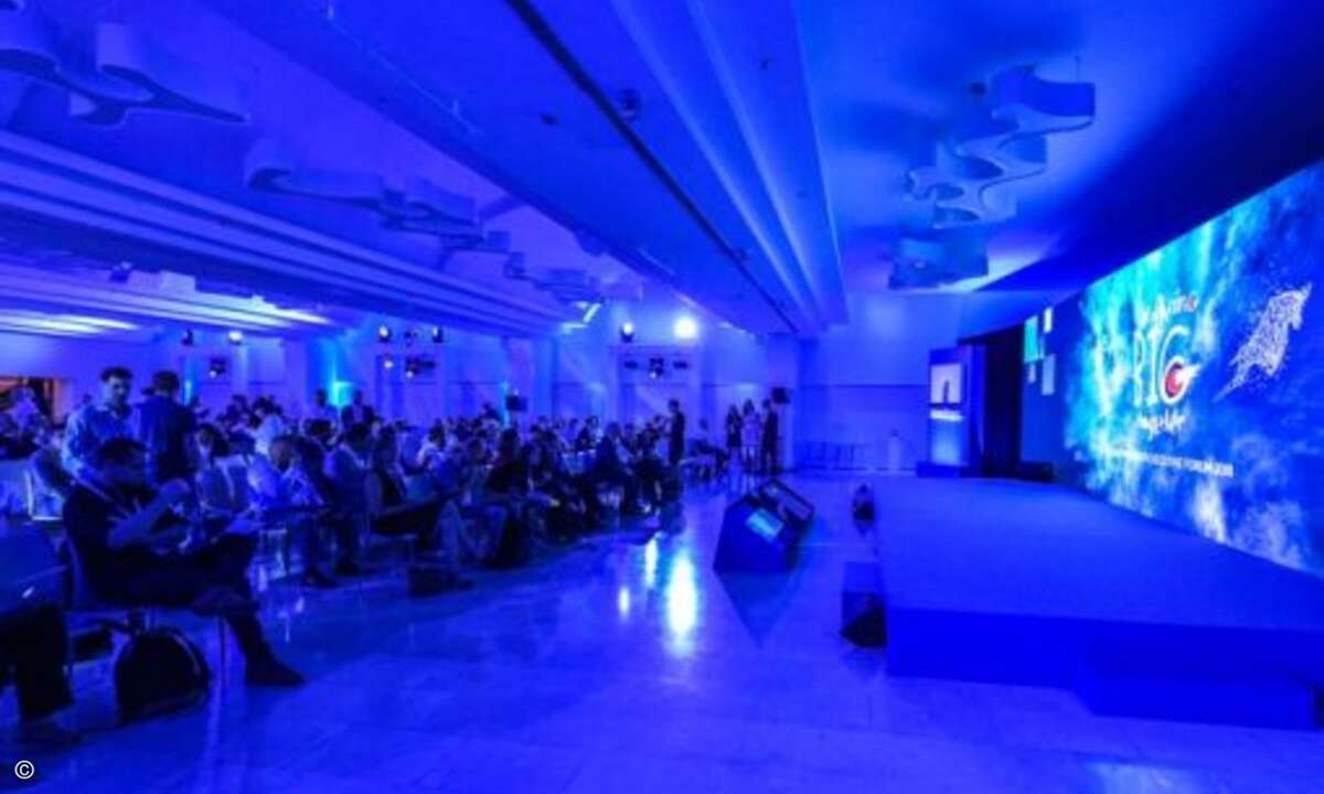 Rund 150 Partner kamen, um sich vom Hersteller auf eine Zukunft einschwören zu lassen, in der sich fast alles um die Cloud dreht (Foto: Graham Lee Photography / NetApp)