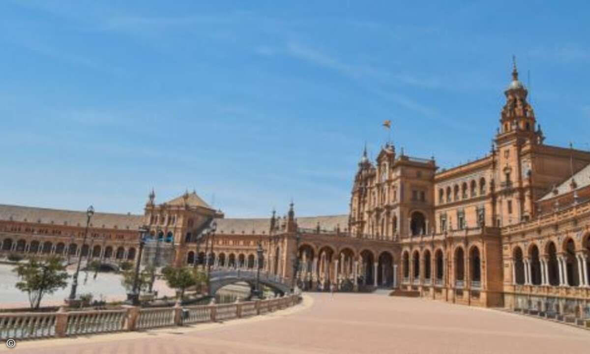 Zunächst wurde jedoch die Umgebung erkundet, etwa der beeindruckende Plaza de España (Foto: Graham Lee Photography / NetApp)
