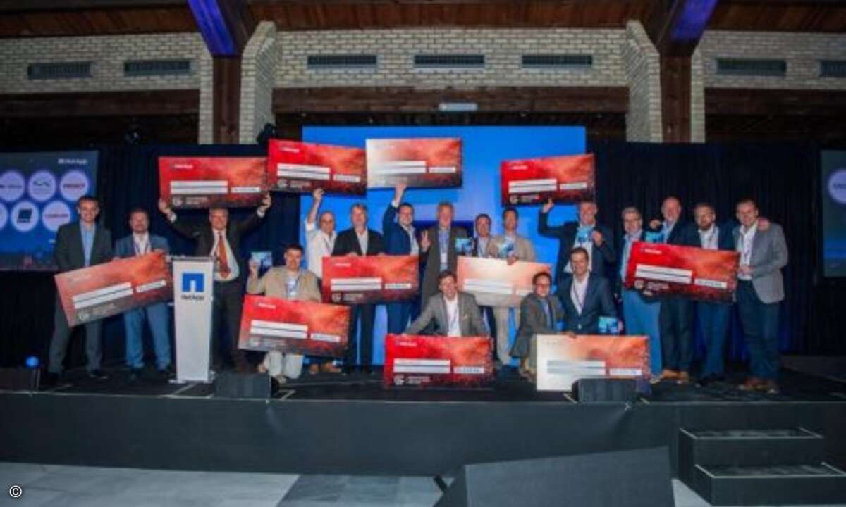 Lauter glückliche Gesichter: die Gewinner der NetApp EMEA Partner Awards 2018 (Foto: Graham Lee Photography / NetApp)
