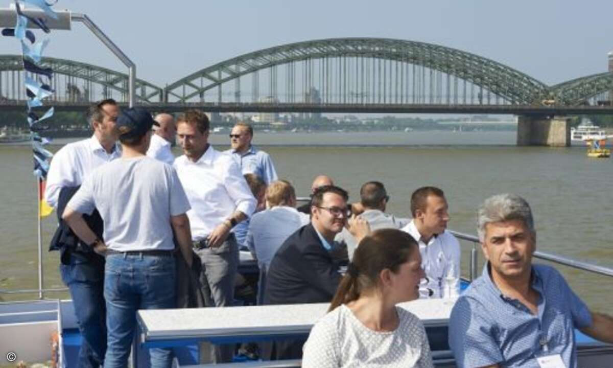 Das sommerliche Wetter lud zum Verweilen an Deck ein (Foto: Trend Micro)