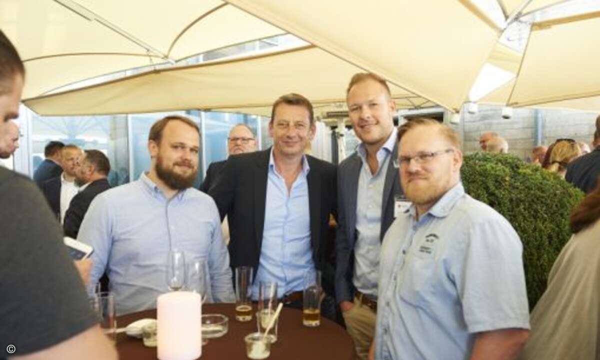 Christian F. Carls (Cancom), Stefan von der Marwitz (Trend Micro), Tobias Sittig (Cancom) und Marko Frankenstein (Cancom) (Foto: Trend Micro)