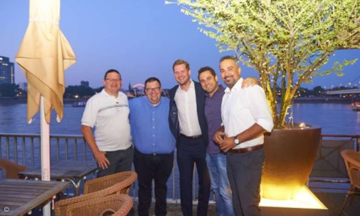 Das Ingram-Micro-Team: Marcus Schraml, Pietro Verzi, Nicholas Pook, Sebastian Eitel und Oezguer Isik (Foto: Trend Micro)