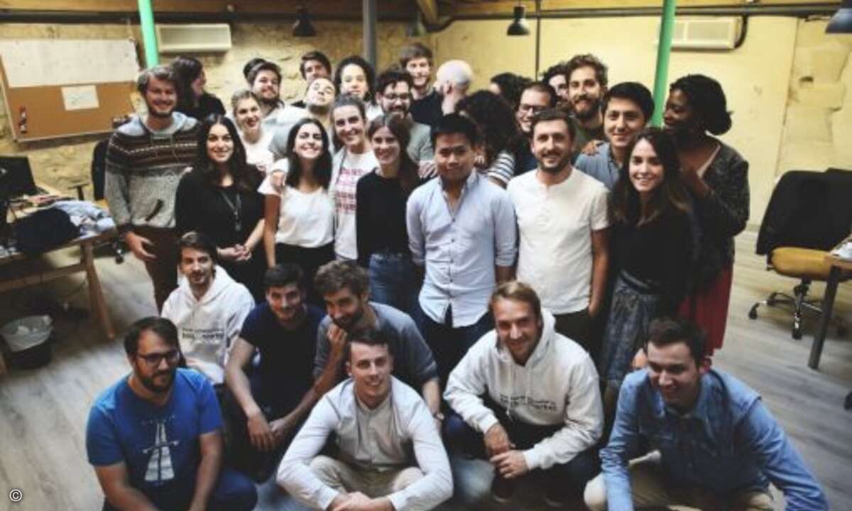 Das Startup beschäftigt inzwischen fast hundert Mitarbeiter aus mehr als zehn Nationen in Paris, Bordeaux und New York (Bild: Back Market)