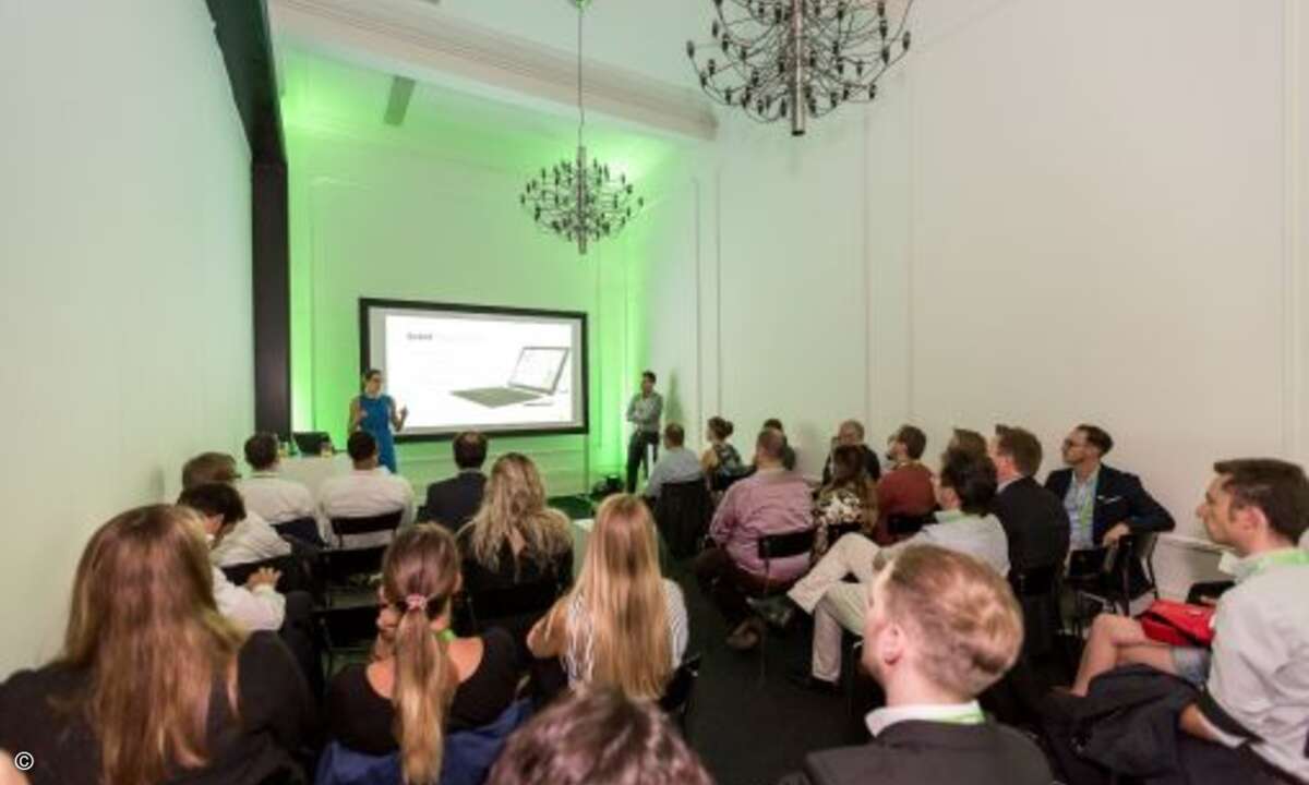 Der Workshop Mobile Workplace mit Nina Wahls, Senior Product Manager Tablet & 2-in-1, und Kevin Kirschler, Product Manager Business Notebooks, war gut besucht (Bild: Acer)