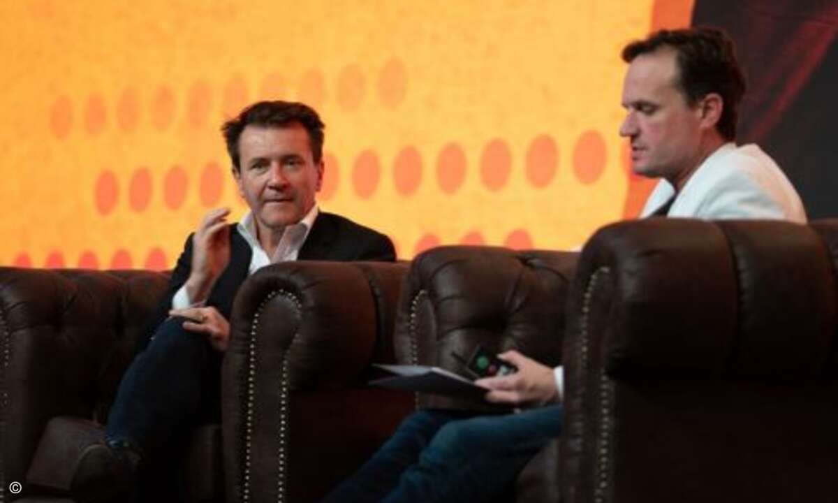 Robert Herjavec on stage: Er ist Star in der US-Reality-TV-Serie Shark Tank (Foto: Rand Larson)