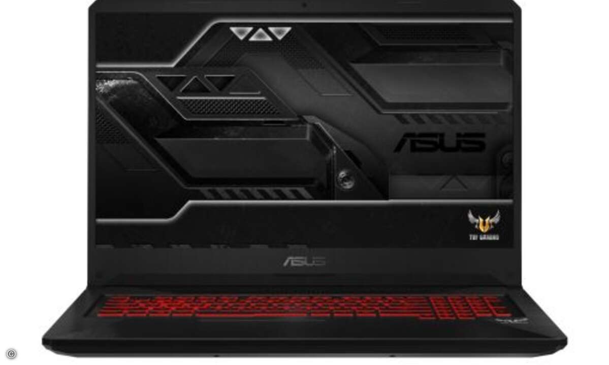 Asus präsentiert auf der Gamescom das neue Line-up seiner Gaming-Serie »Republic of Gamers« (ROG), darunter zwei neue Gaming-Notebooks der »The Ultimate Force« (TUF)-Reihe (Bild: Asus)
