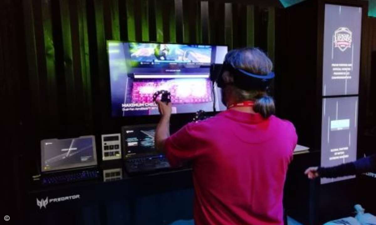Mit der zweiten Version der VR-Brille sorgt Acer für echtes Suchtpotenzial (Foto: CRN)