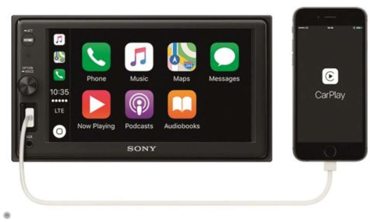 Sony neue Audio Receiver »XAV-AX3005« für das Auto verfügt über einen 6,95-Zoll großen Bildschirm. Apple CarPlay und Android Auto für eine einfache Smartphone-Integration. (Bild: Sony)