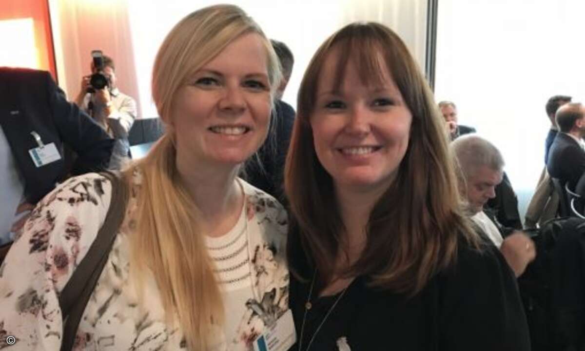 Simone Böttcher von Eset mit Nadja Krug von Ebertlang (Foto: CRN)