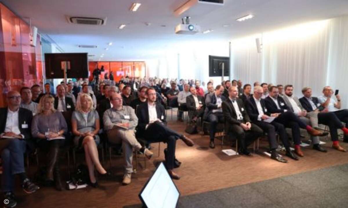Die Spannung steigt – gleich geht's los (Foto: Eset)