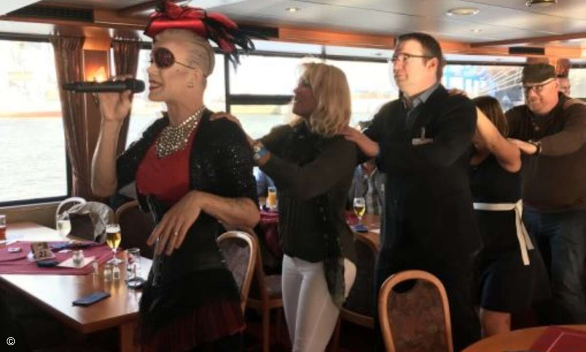 Eine Polonaise beginnt... (Foto: CRN)