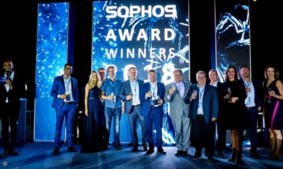 Lauter glückliche Gesichter: Alle Gewinner der Partner-Awards (Foto: Sophos)