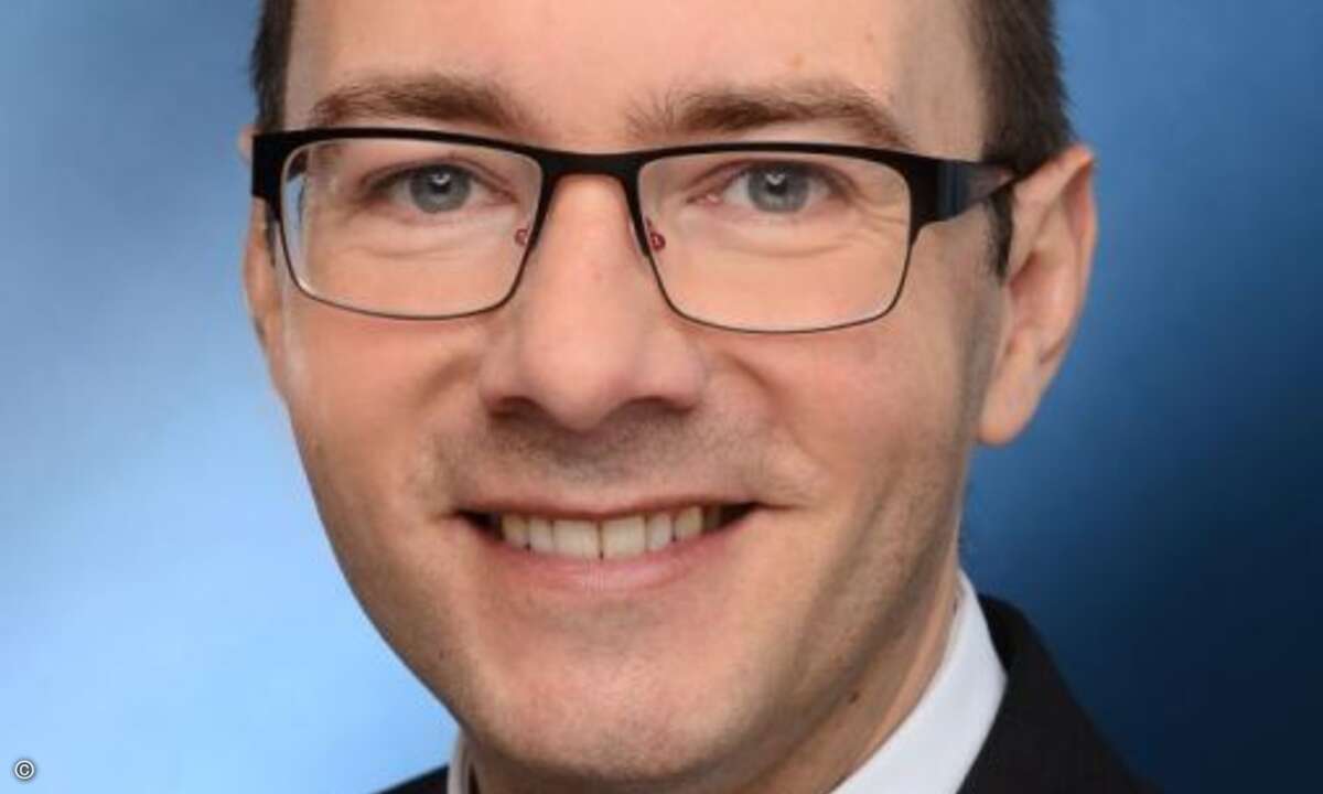 Dirk Perchthaler von Telefonica Deutschland wird in seiner Keynote ab 13:45 über den neuen Mobilfunkstandard 5G berichten: Was ist Buzzword, was wird Realität?