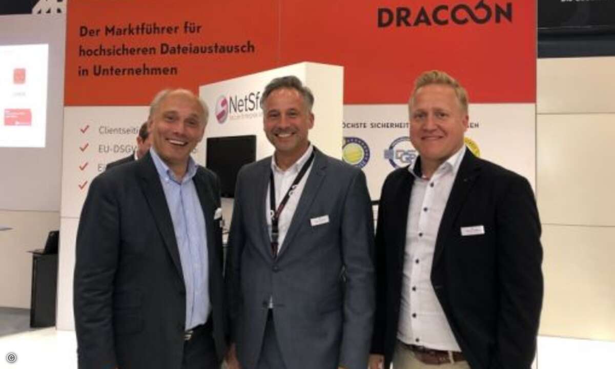 Arved Graf von Stackelberg, Marc Schieder und Thomas Haberl von Dracoon (Foto: CRN)