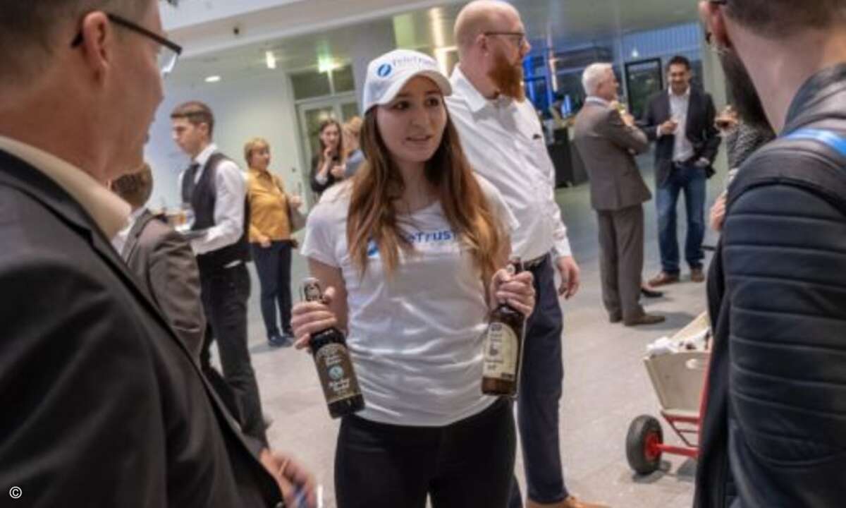 Zu einem leckeren Bier wollte fast niemand nein sagen (Foto: Thomas Geiger - NürnbergMesse)