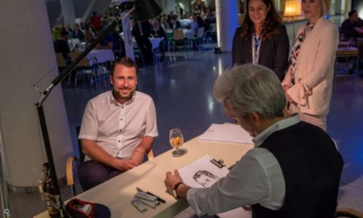 Viele Party-Gäste nutzten die Gelegenheit (Foto: Thomas Geiger - NürnbergMesse)