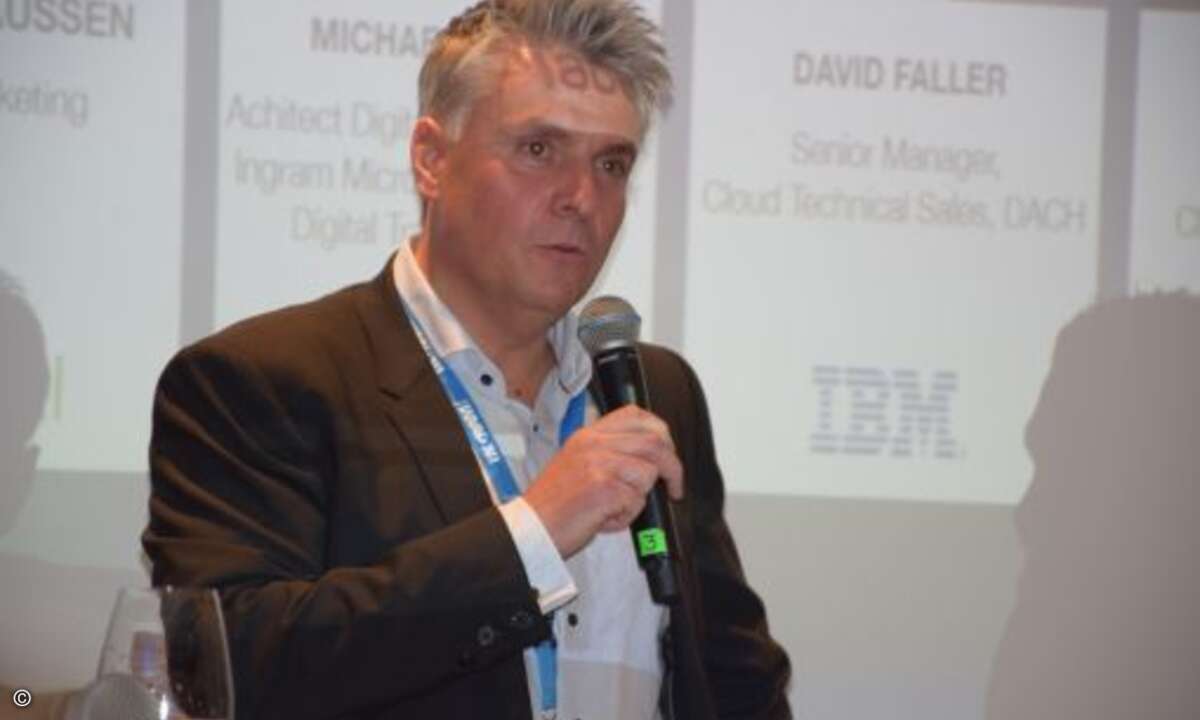 Wie man Pistenraupen von Kässbohrer digitalisiert und was das bringt, stößt in Kitzbühel und anderen Hochburgen des Skitourismus auf Interesse. Michael Bauer, Digitalisierungsexperte bei Ingram Micro, erklärte, während man woanders über Todeszonen sp